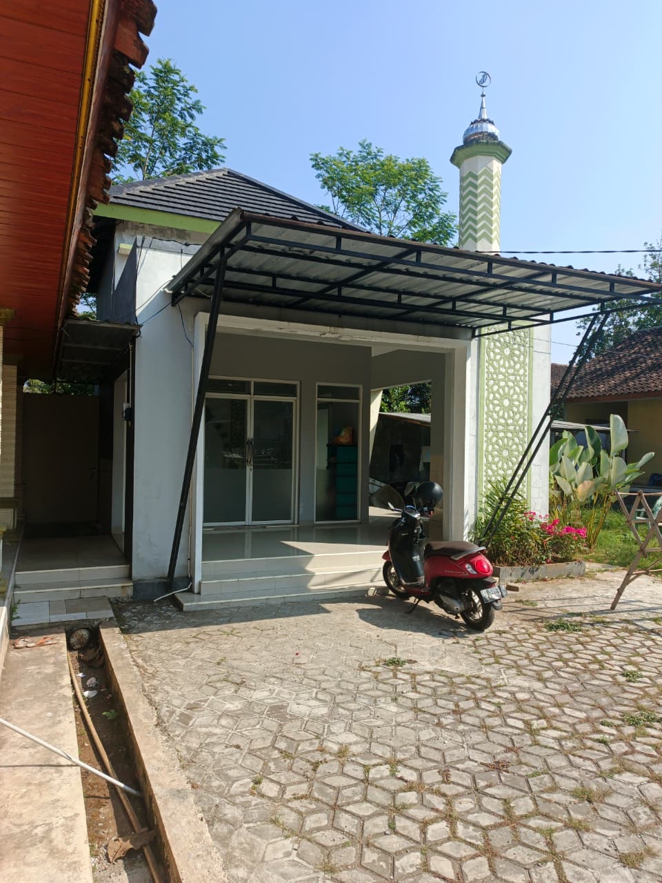 Mushola nyaman di Kost Almawadah